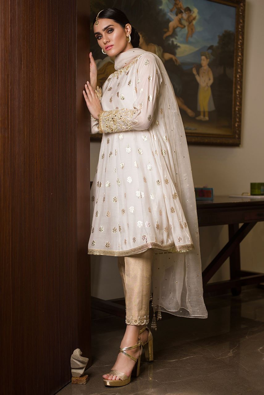 Deepak Perwani | Nazia Eid Edit 26 | Regal white (KTD3154)