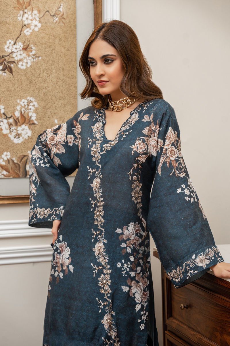 Shamaeel Ansari | Essentials 25 | TL-04