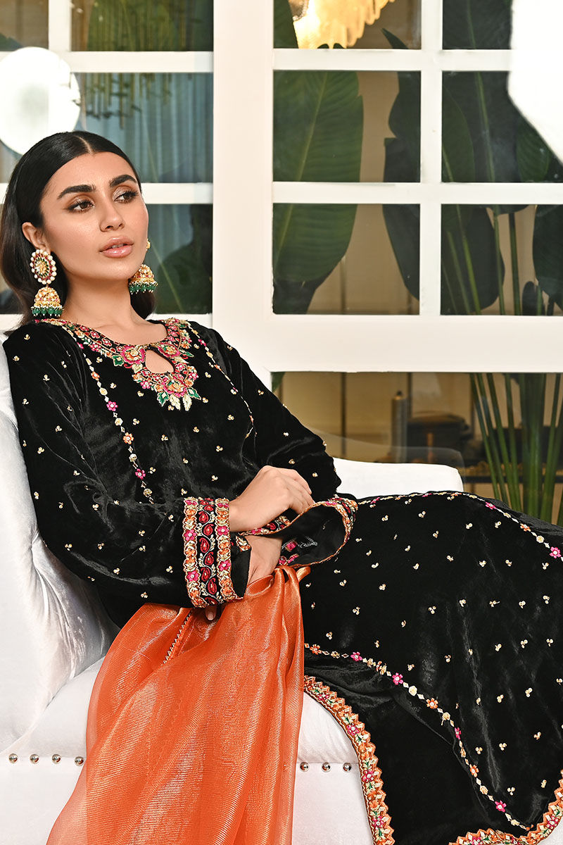 Ansab Jahangir | Bow Velvet Edit | BLACK MIST