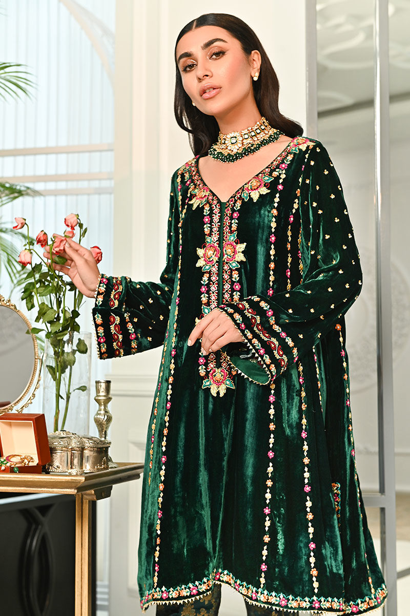 Ansab Jahangir | Bow Velvet Edit | LYLAH