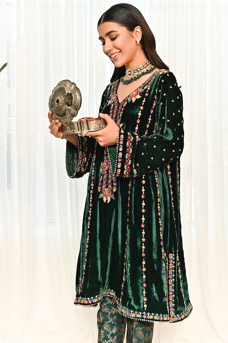 Ansab Jahangir | Bow Velvet Edit | LYLAH