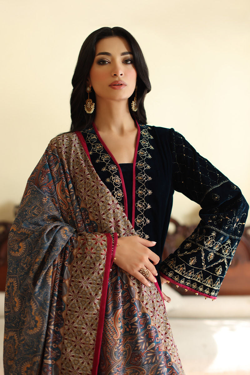 Aisha Imran | Printed Panache Velvet Shawls 25 | Reeva Velvet Shawl
