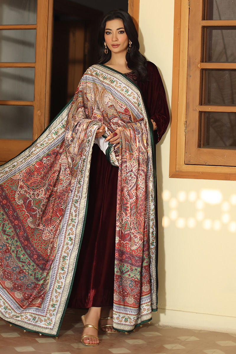 Aisha Imran | Printed Panache Velvet Shawls 25 | Sarai