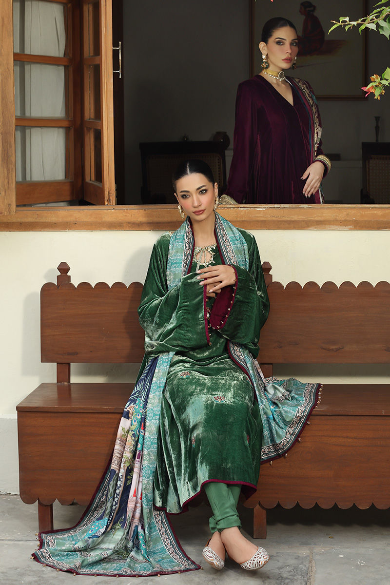 Aisha Imran | Printed Panache Velvet Shawls 25 | Nayra Velvet Shawl