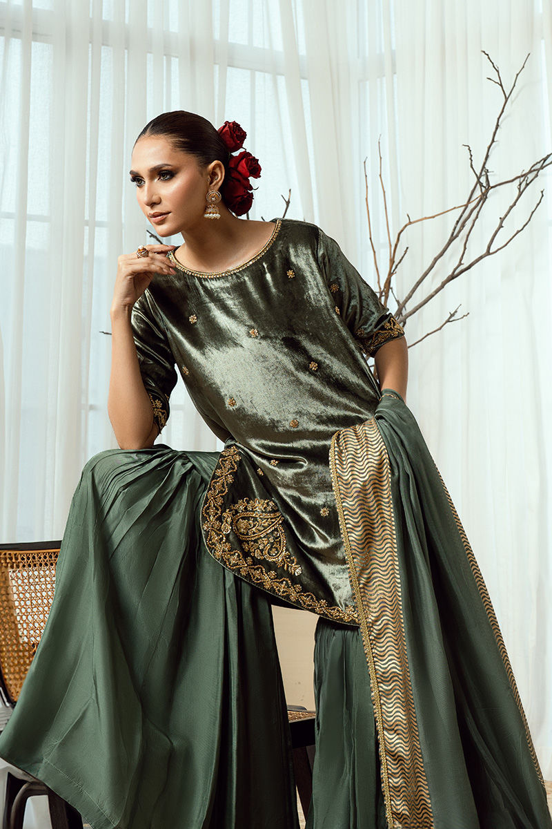 Fatima Khan | Warm Whisper Velvet 25 | Olive Dynasty