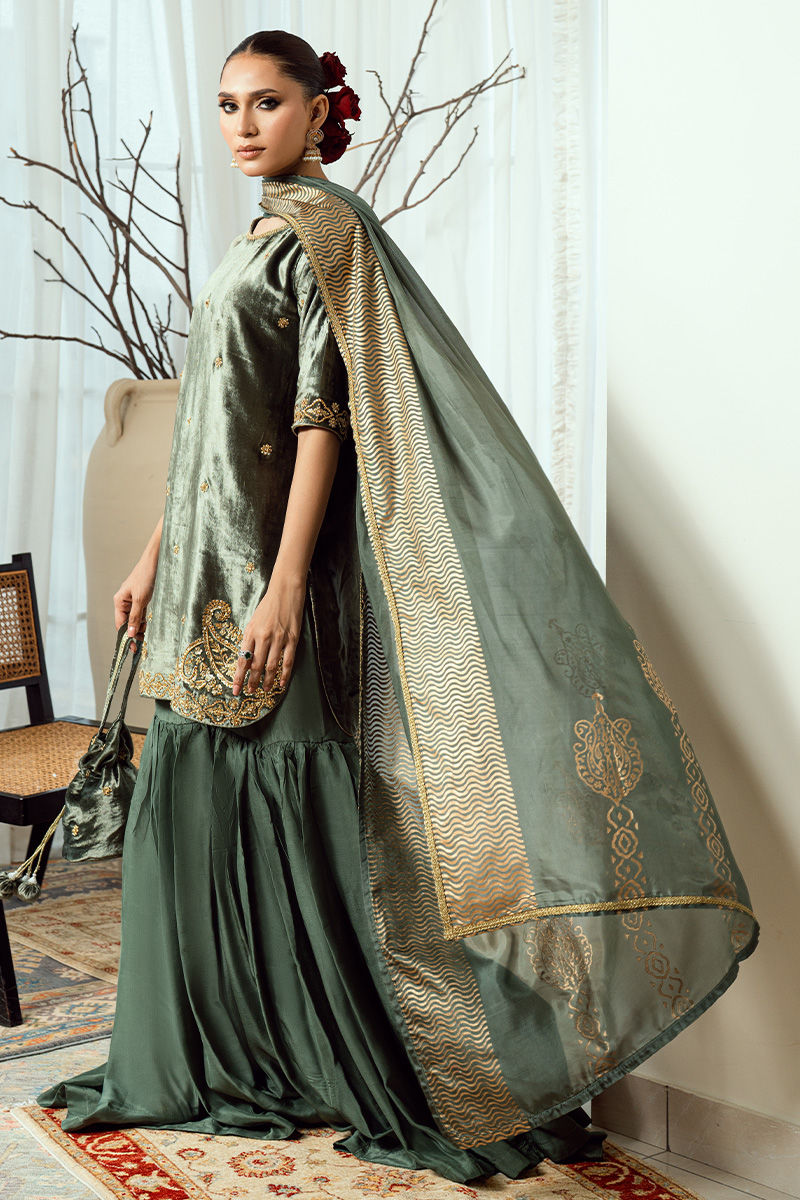 Fatima Khan | Warm Whisper Velvet 25 | Olive Dynasty