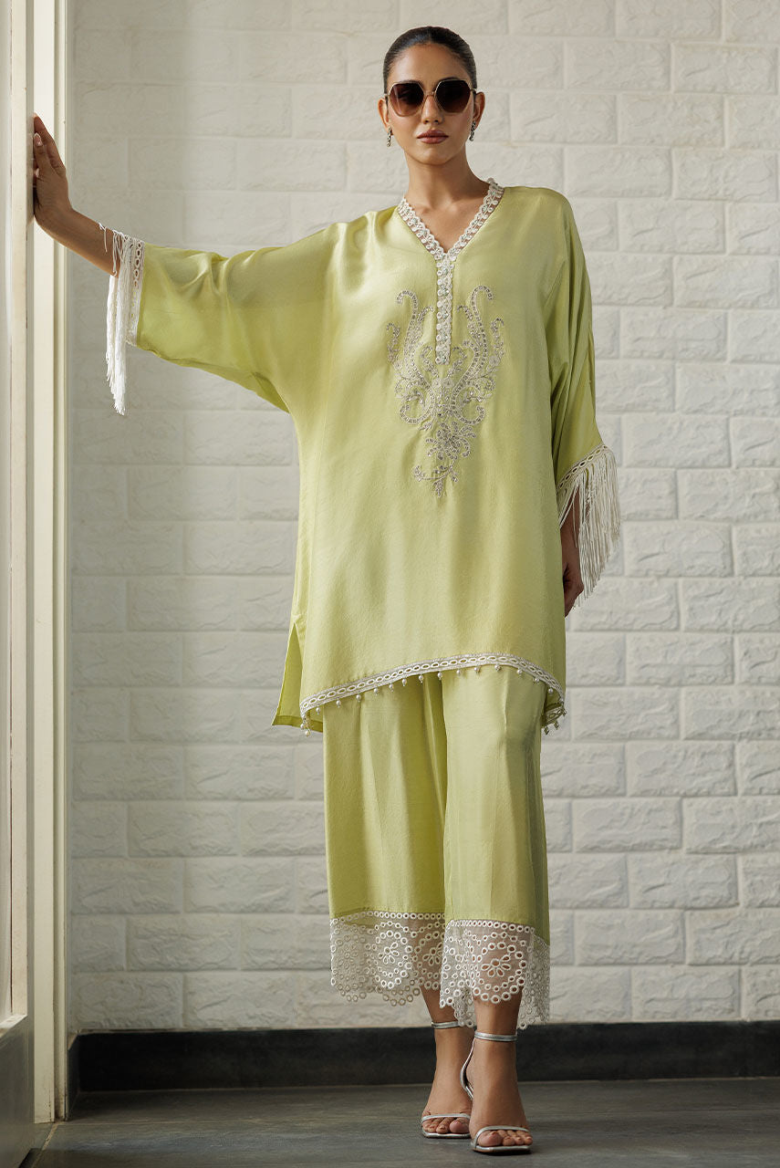 Deepak Perwani | Summer Festive 25 | Kut349