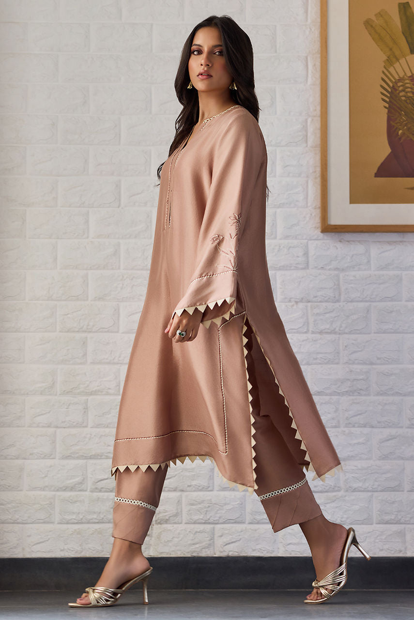 Deepak Perwani | Nazia Eid Edit 26 | Mocha