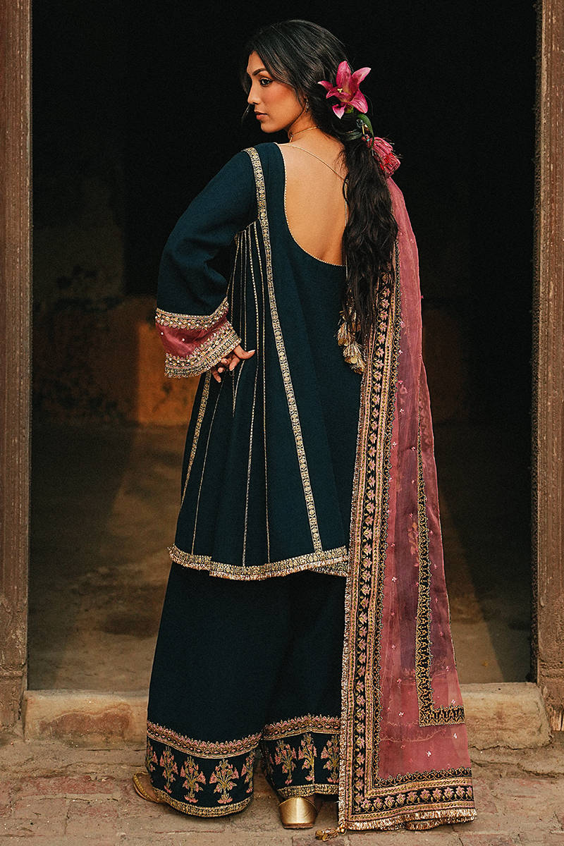 MNR | Farid Manzil Luxury Pret 26 | Neel-e-Ronak