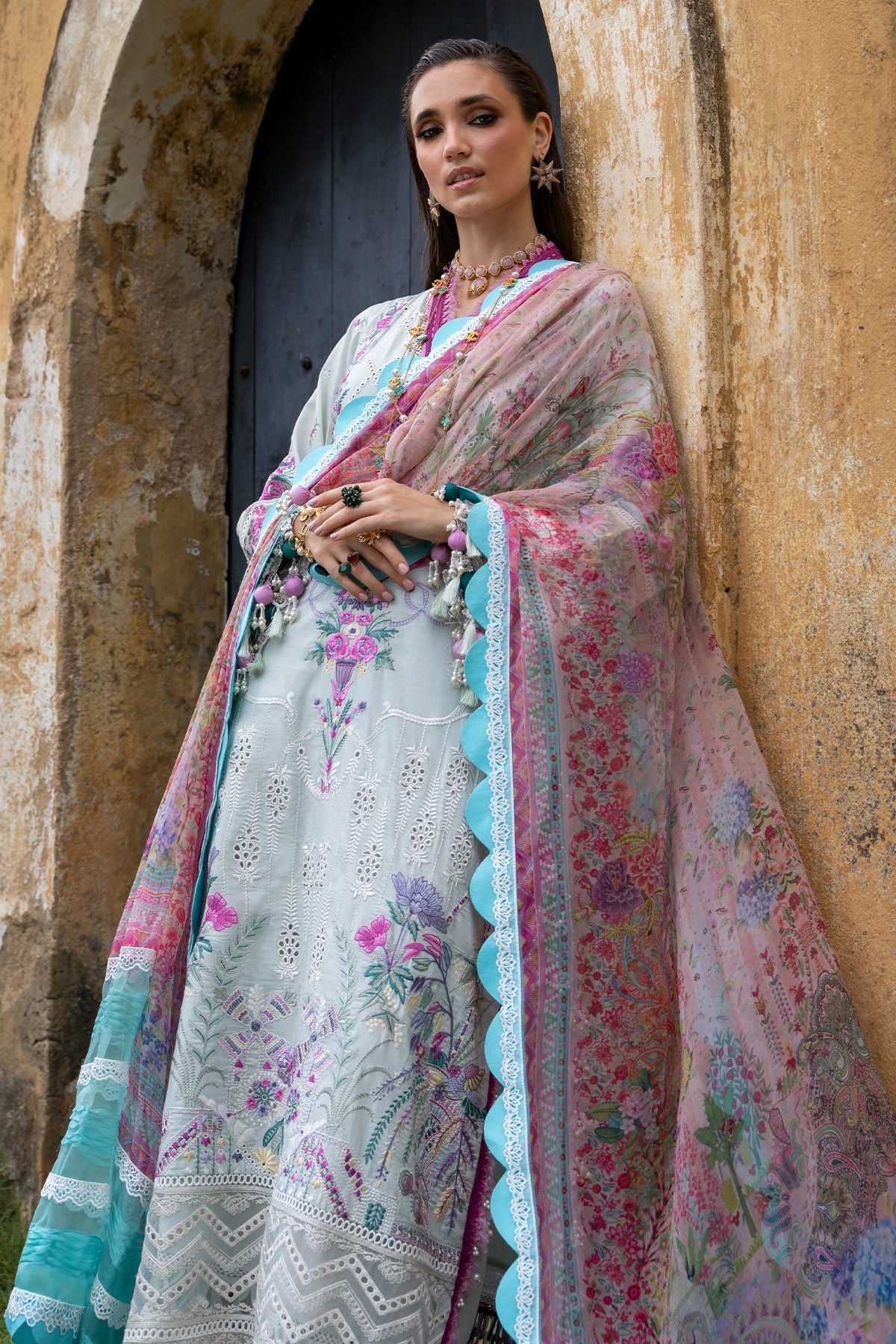 Annus Abrar | Neroli Luxury Lawn | Amafah