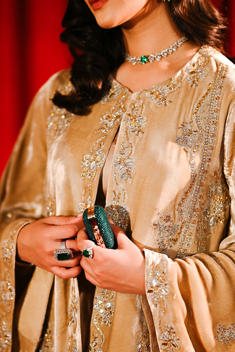 Ansab Jahangir | So Hot Luxury Velvets | Selin