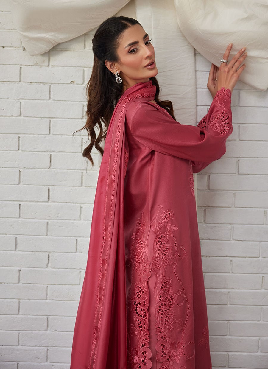 Farah Talib Aziz | Tara Luxe Eid 26 | Ivara