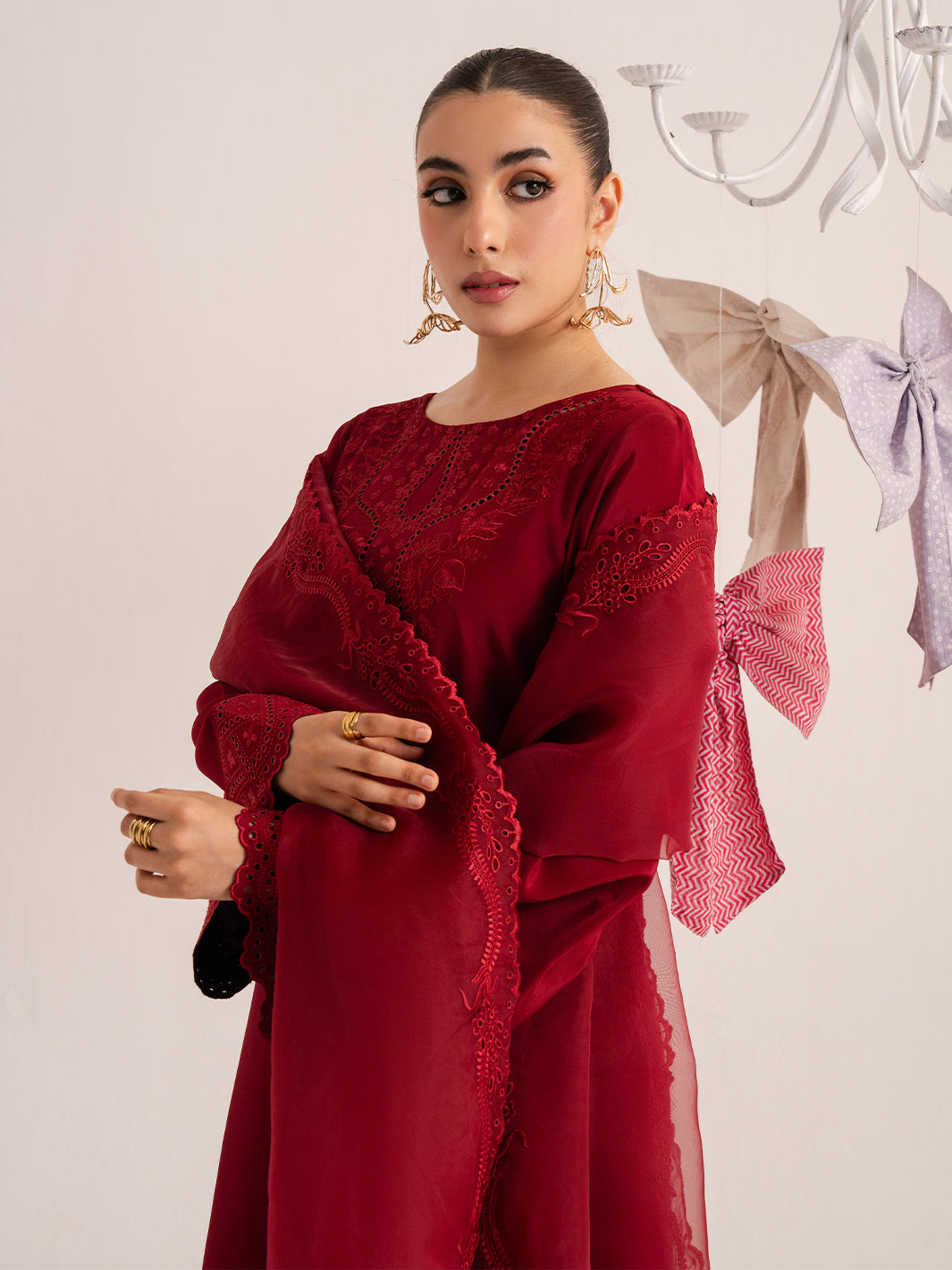Izel | The Silk Chapter | Cerise