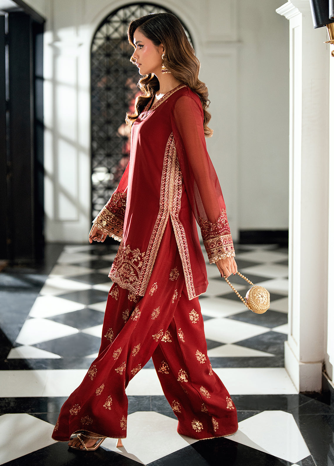 Sahane | Maison D'or Collection | CT 27009 Rue