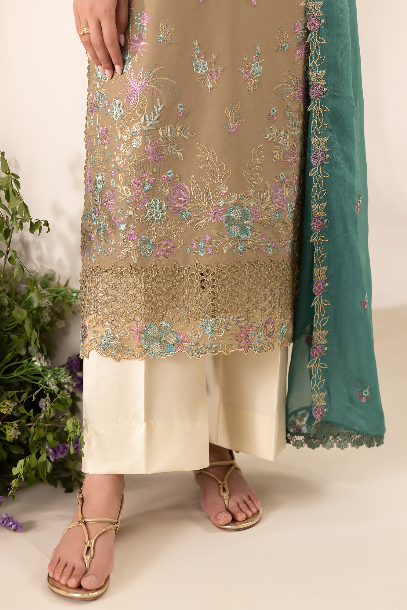 Rajbari | Premium Edition |Embroidered Chiffon Dopatta 03