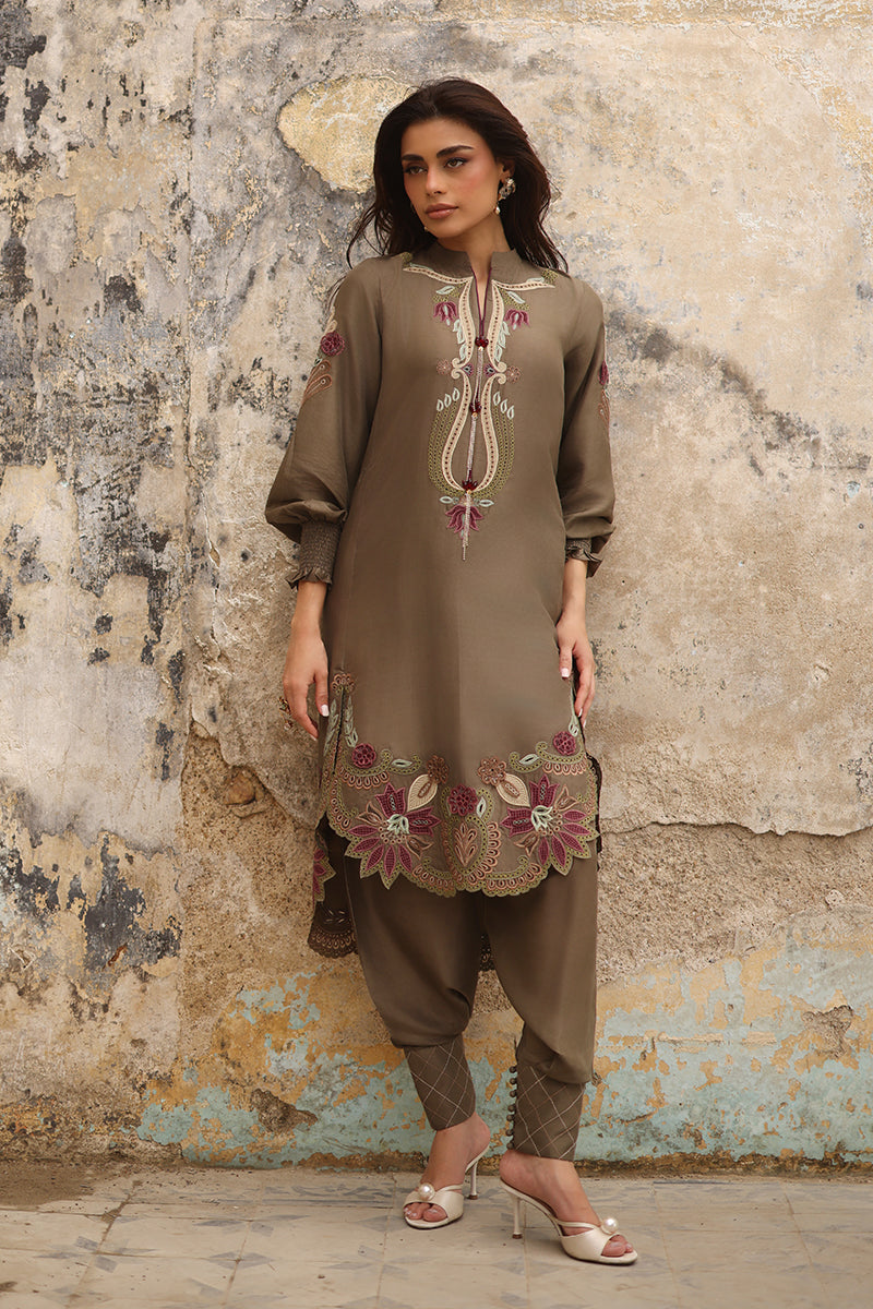 Wardha Saleem | Zimal Luxury Eid Edit 26 | Afsaneh