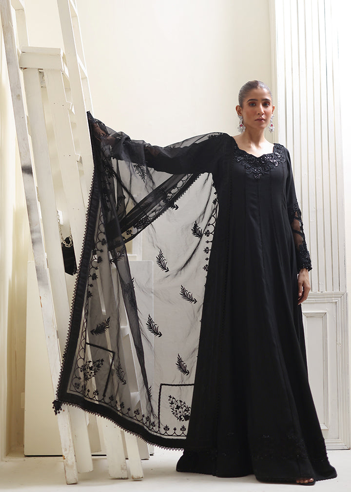 Umsha | Luxury Pret | BLACK SWAN