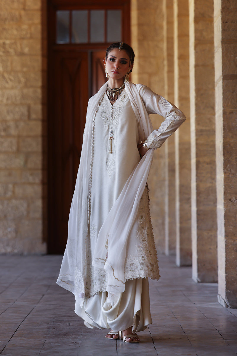 Wardha Saleem | Aari Collection 26 | Mehrunisa