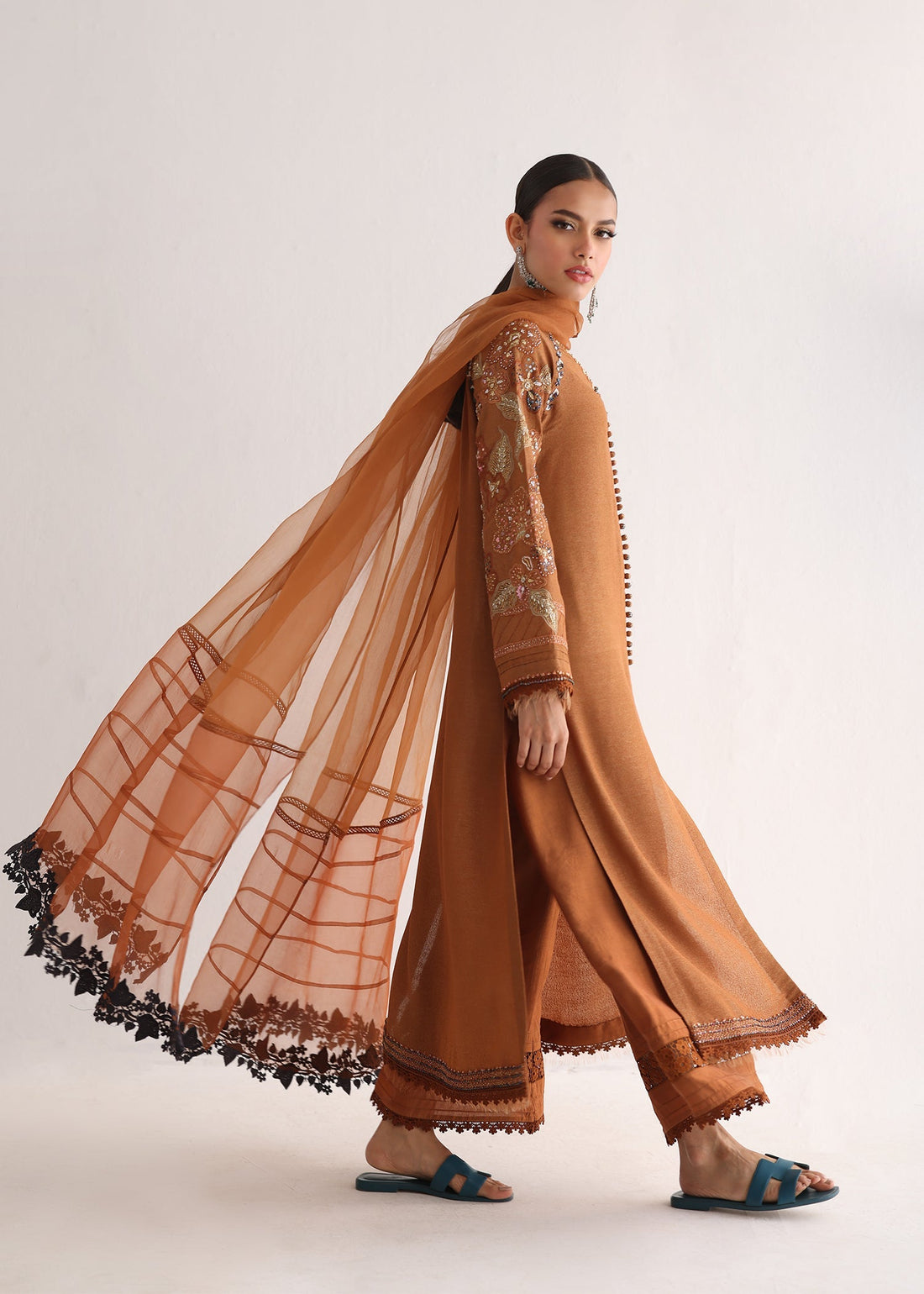 Umsha | Luxury Pret |RADIANT TAN
