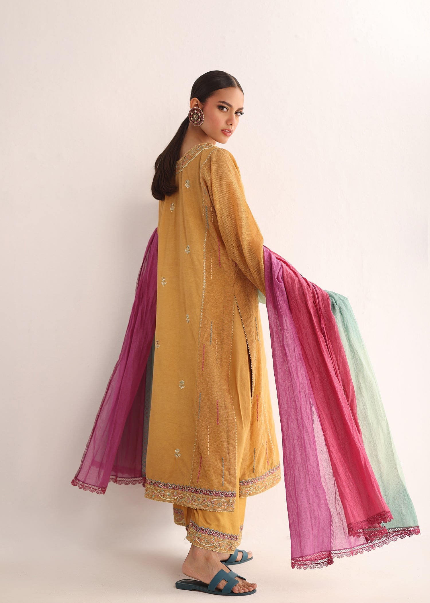 Umsha | Luxury Pret | DESERT GOLD