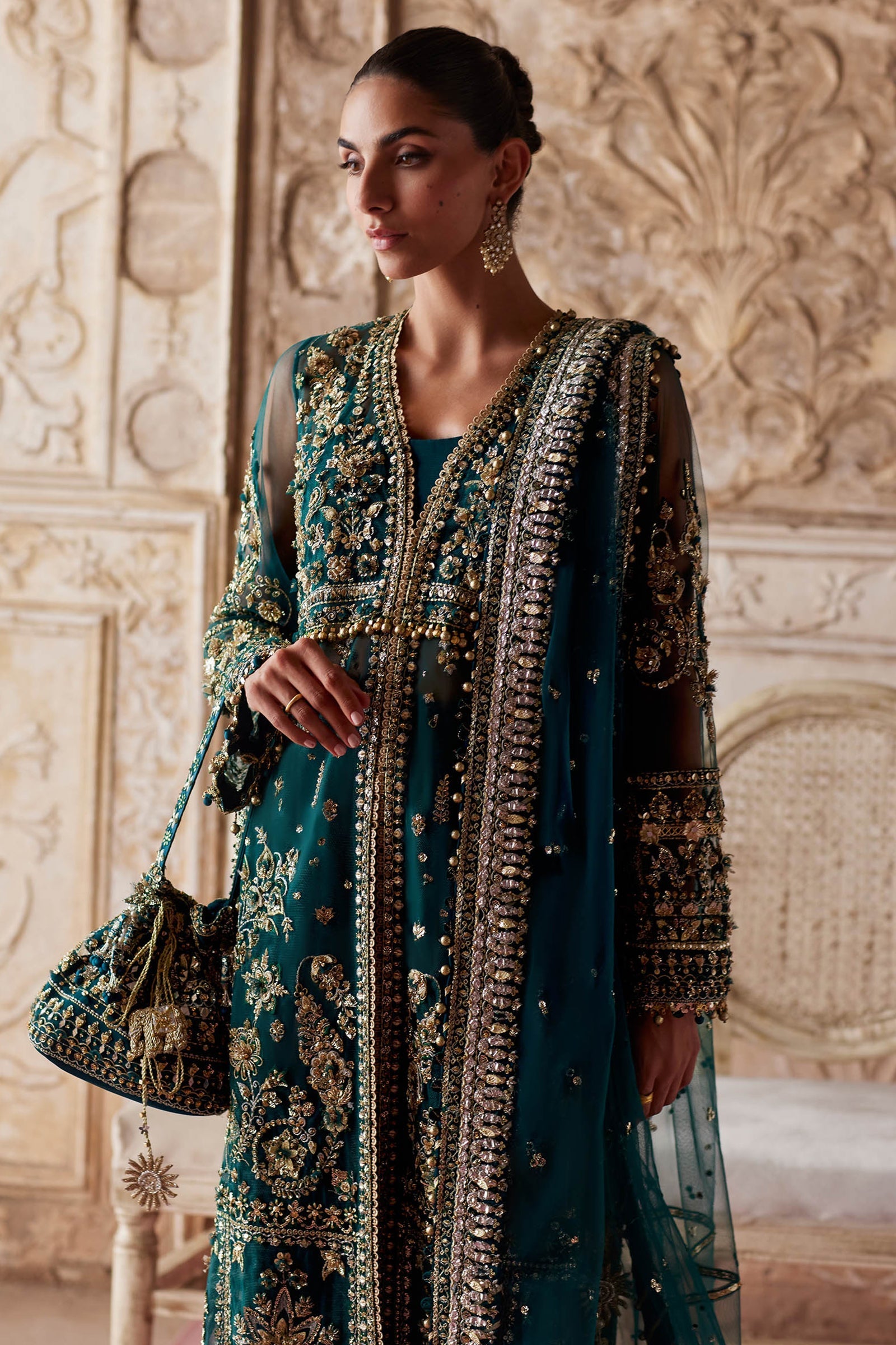 Zaha | Gossamer 25 | AYLIN-E-JADE (ZC25-05)