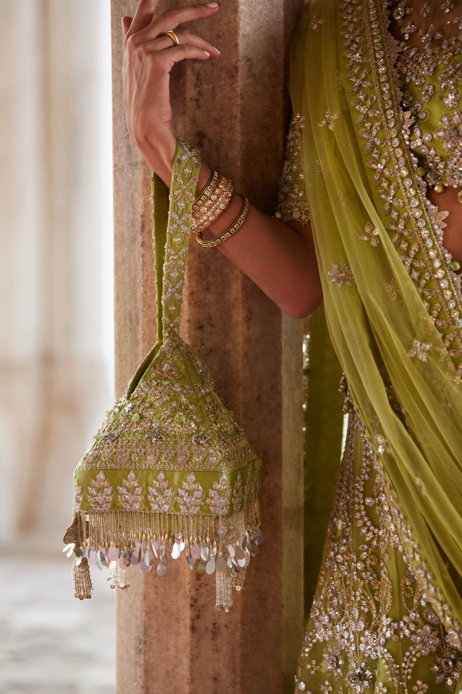 Zaha | Gossamer 25 | NOORE SITARA (ZC25-01)
