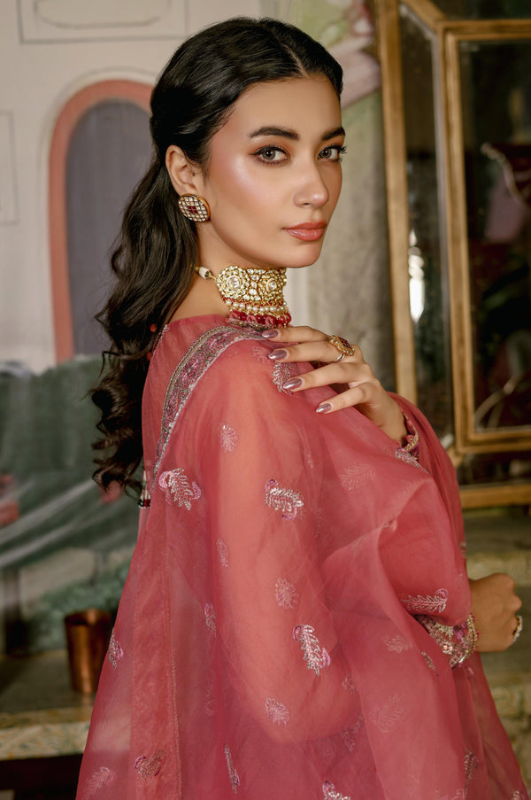 Imran Ramzan | Ruburu Formals | ZAREEN