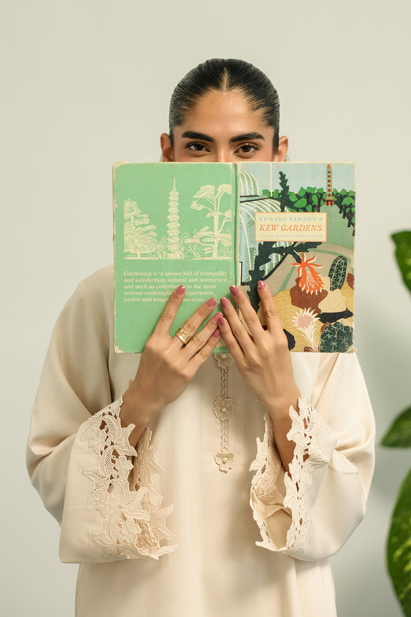 Sahar | Pret Essentials Winter 25 | Ivory Rose