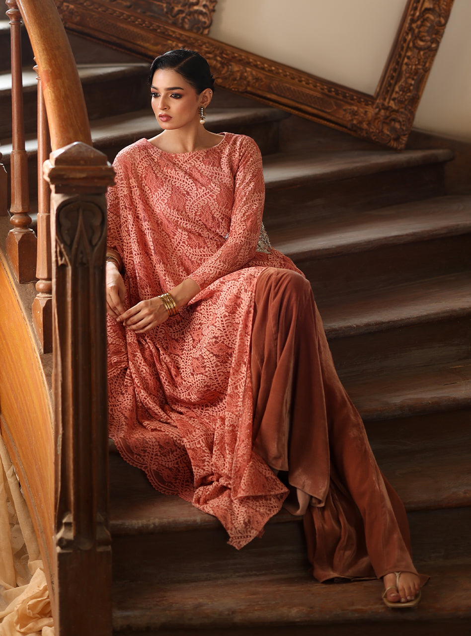 Zainab Chottani | Velura Velvet Edit 25 | Blush Cape