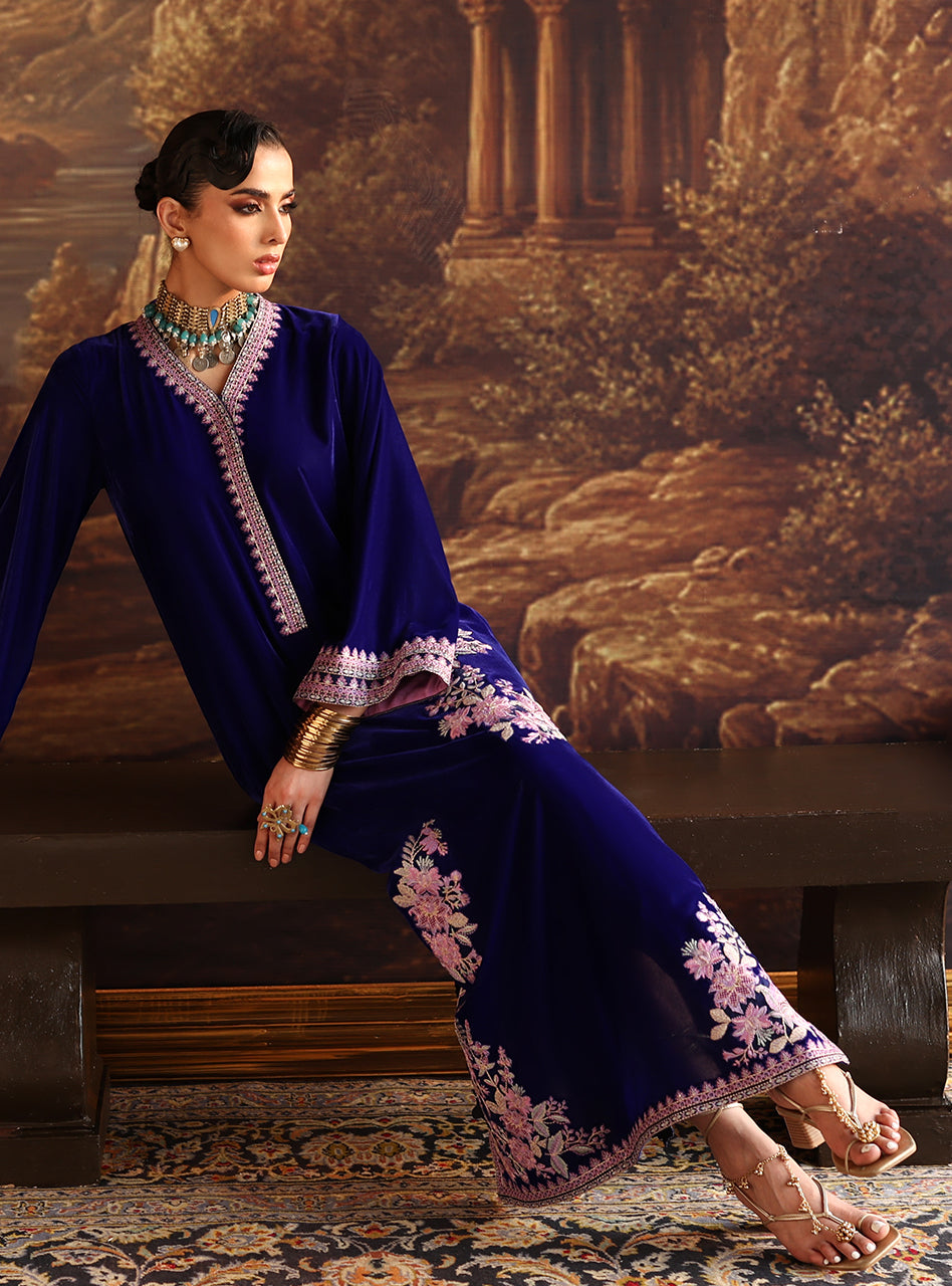 Zainab Chottani | Velura Velvet Edit 25 | Elif Kaftan