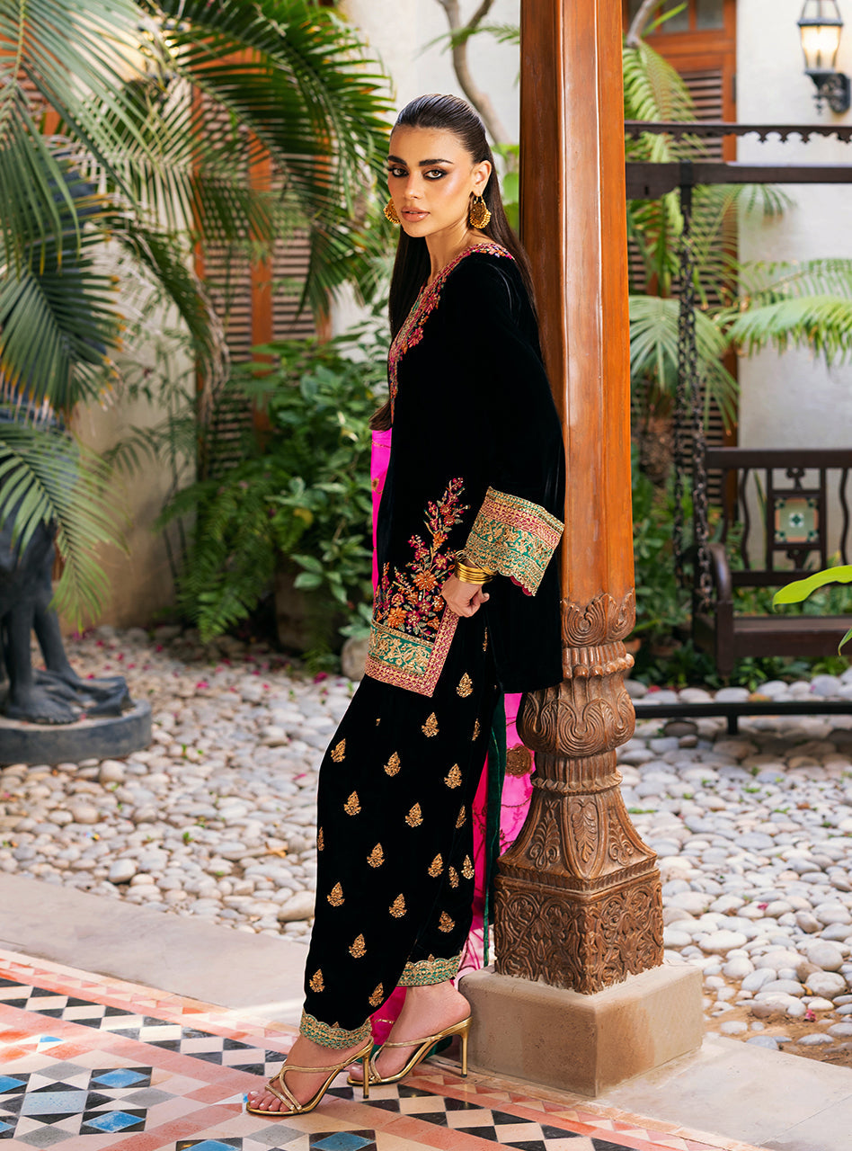 Zainab Chottani | Velvet 25 | Zeba