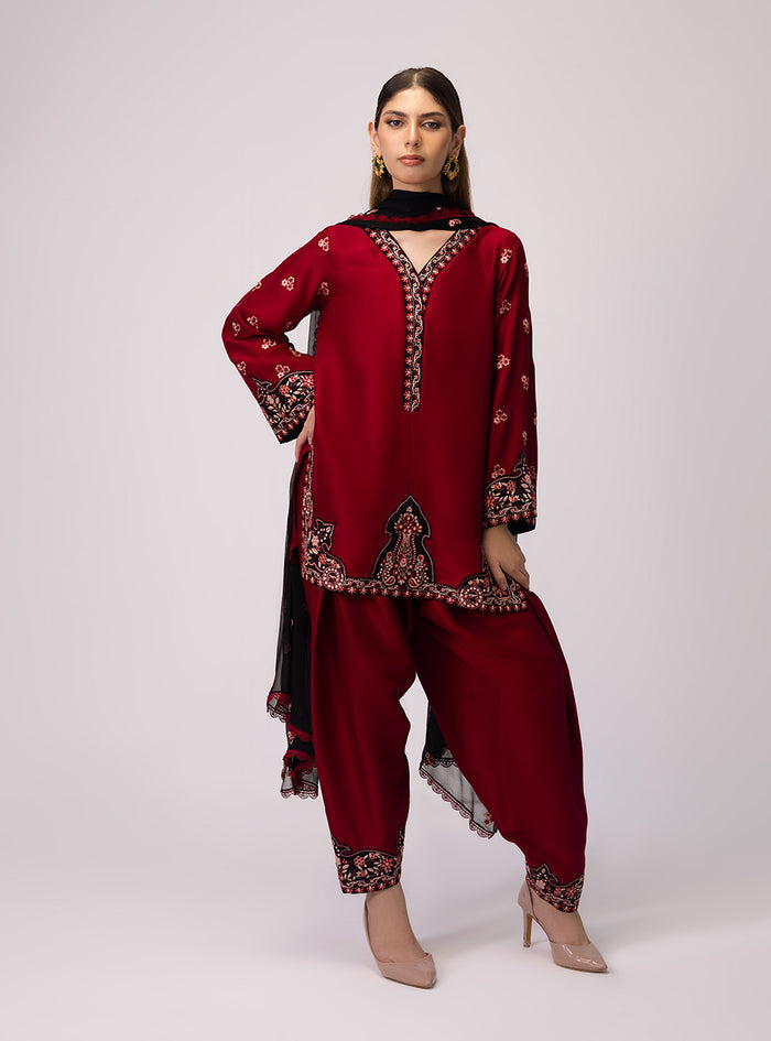 Zainab Chottani | Luxe Edit 25 | Ilaya