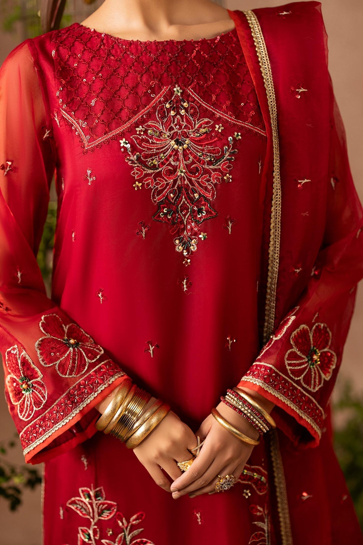 Shurooq | Geet Luxe | Mahia
