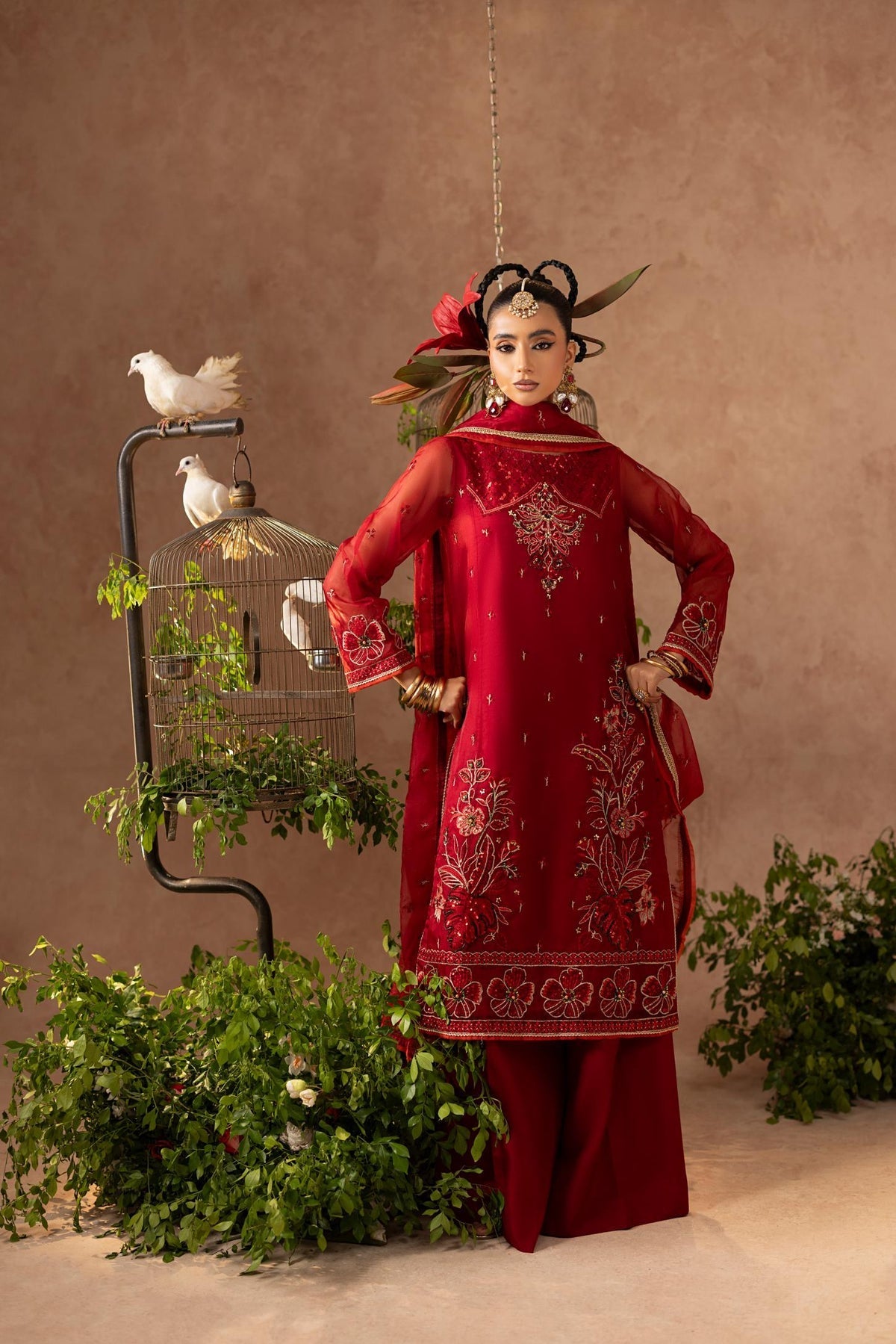 Shurooq | Geet Luxe | Mahia
