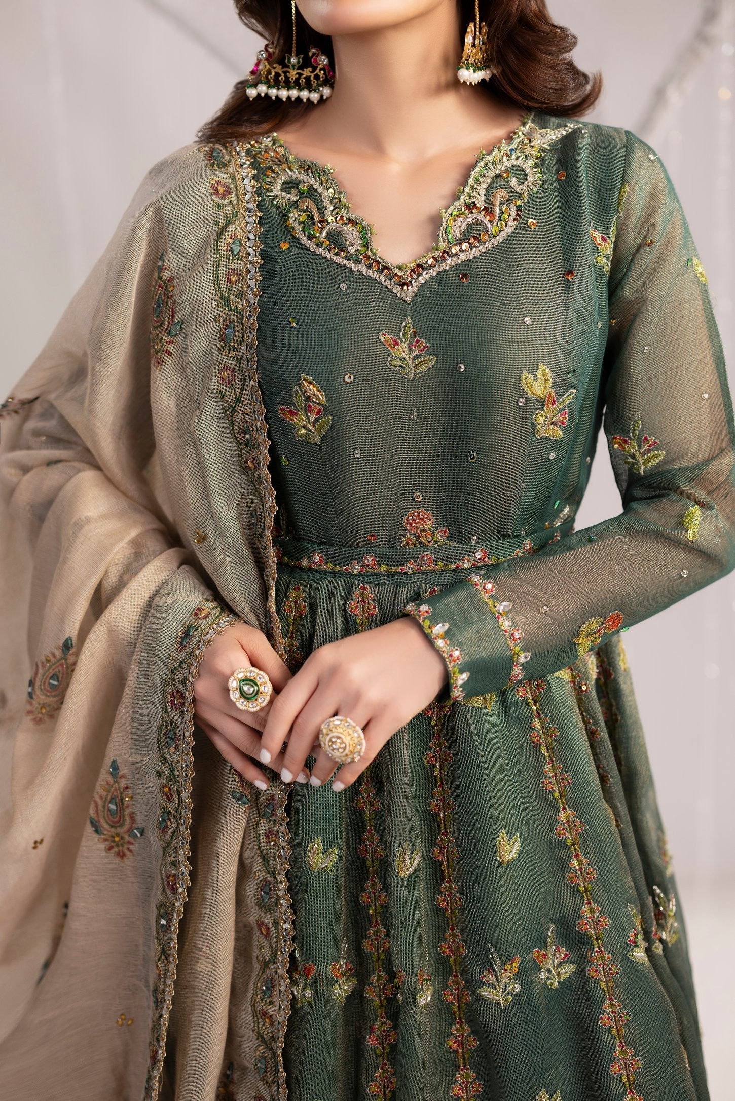Shurooq | Echo in Bloom | Emerald Whisper