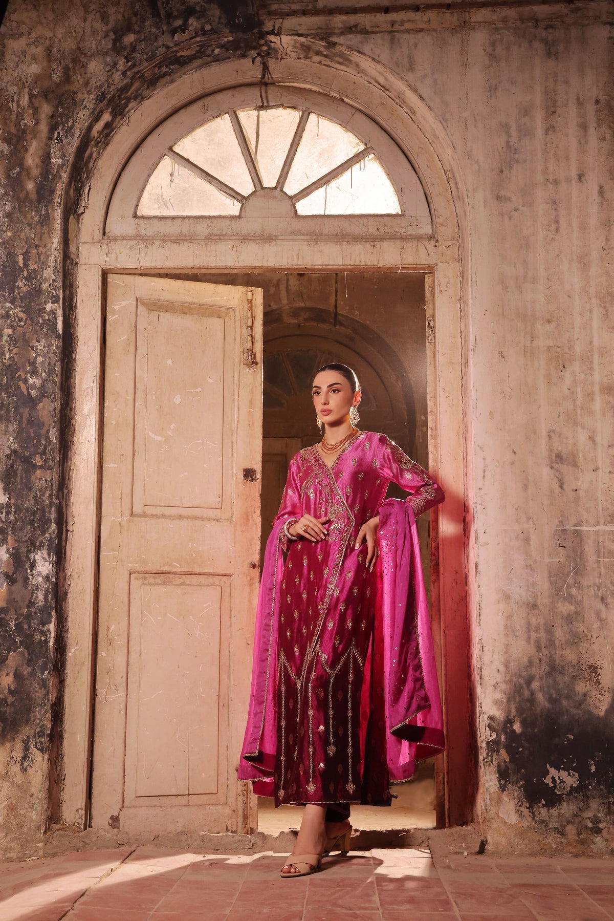 Wahaj M Khan | Banno Wedding Formals | Magenta Ombre Bano
