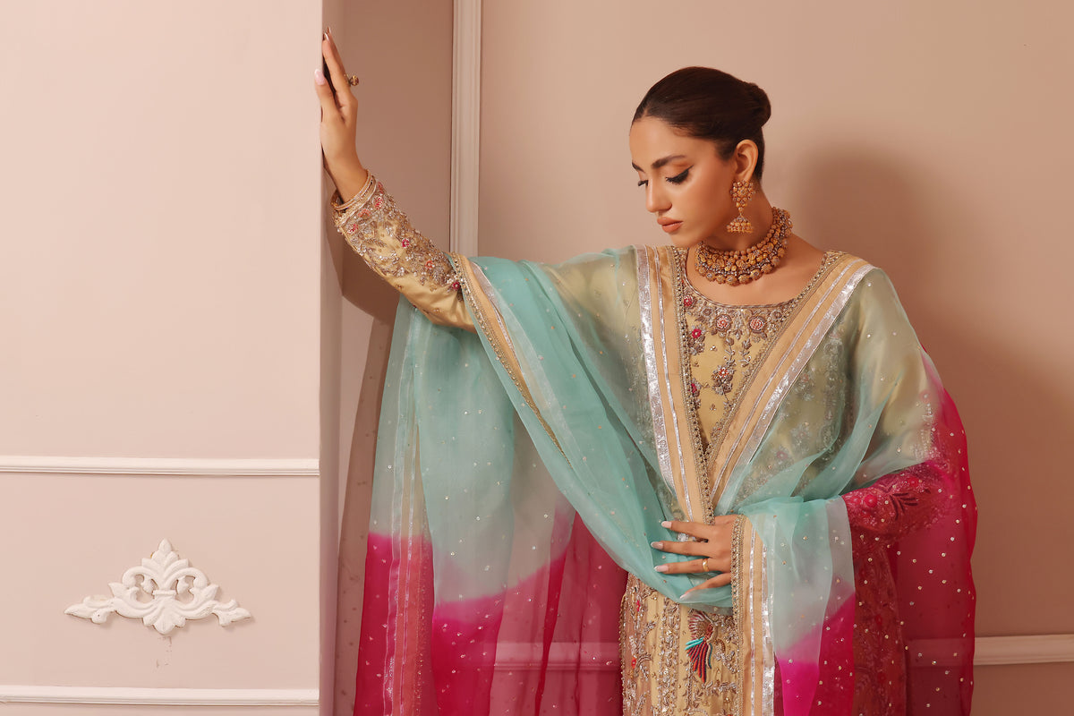 Wahaj M Khan | Banno Formals | GOLD SHEESHA BANO2 PLAZZO SET