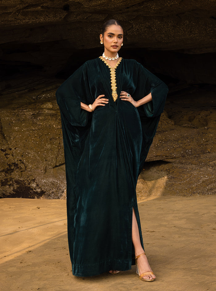 Zainab Chottani | The Kaftan Edit | Voila