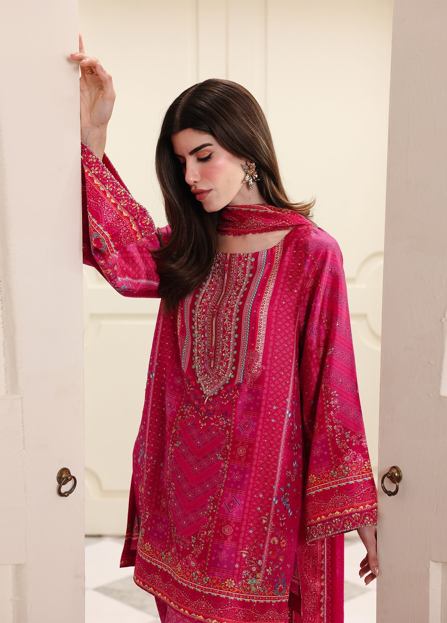 Kanwal Malik | Sorelle Luxe Silk 26 | Ziven
