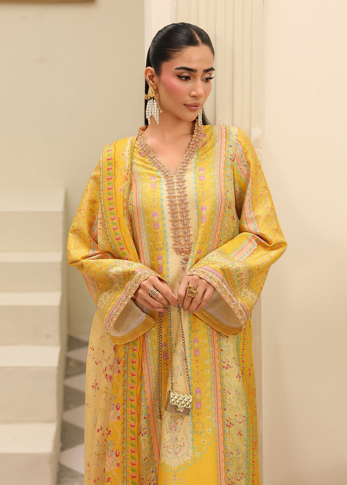 Kanwal Malik | Sorelle Luxe Silk 26 | Caprina