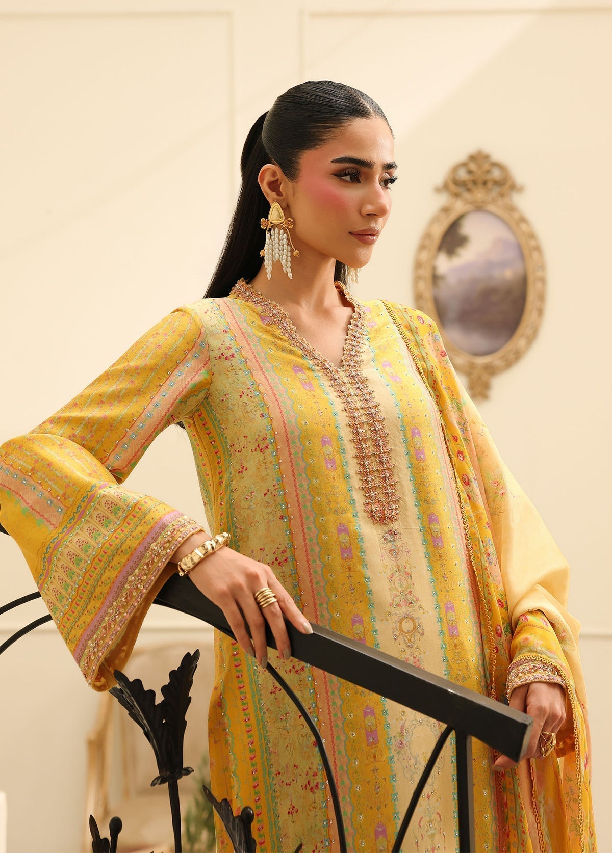 Kanwal Malik | Sorelle Luxe Silk 26 | Caprina