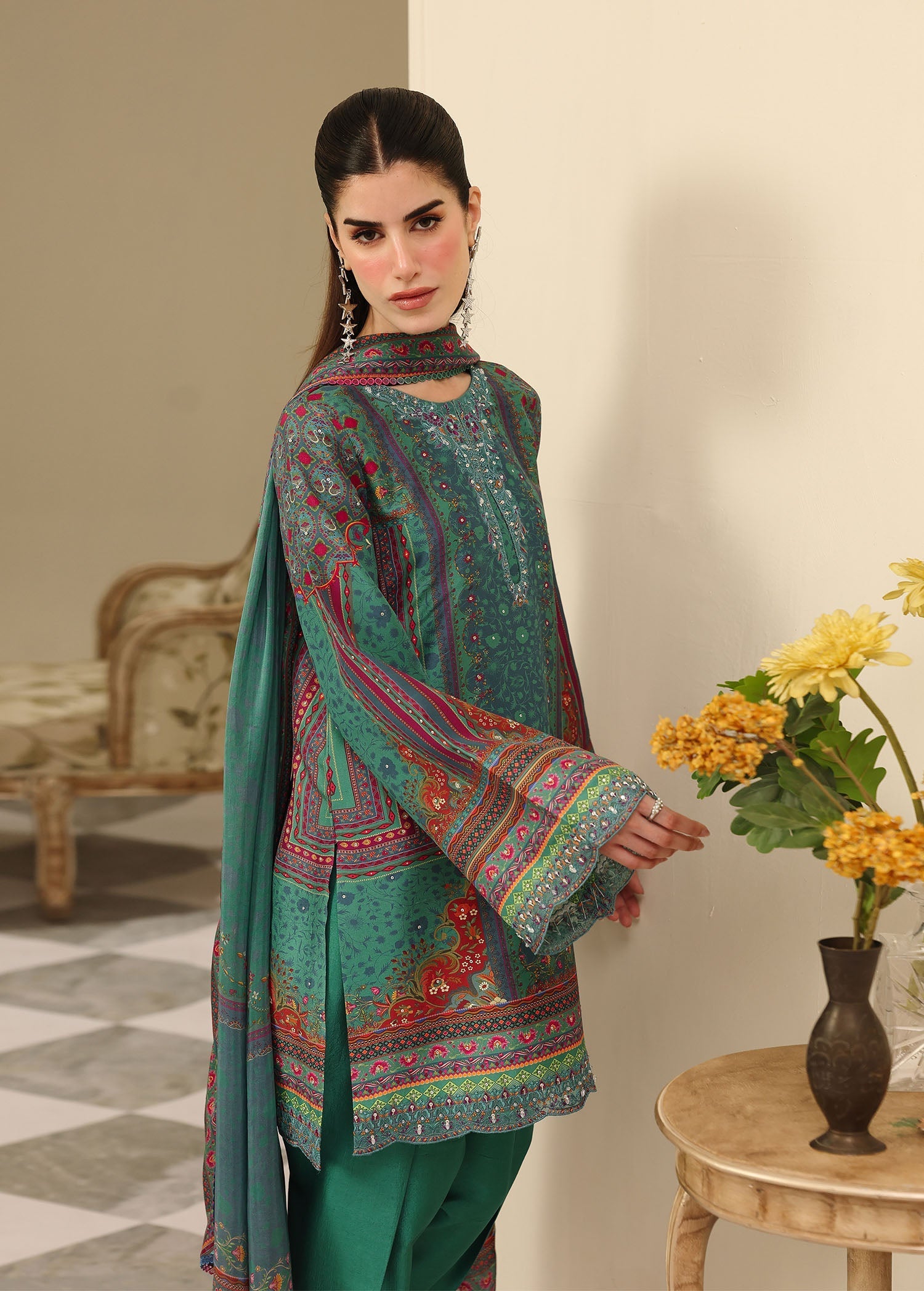 Kanwal Malik | Sorelle Luxe Silk 26 | Jiana