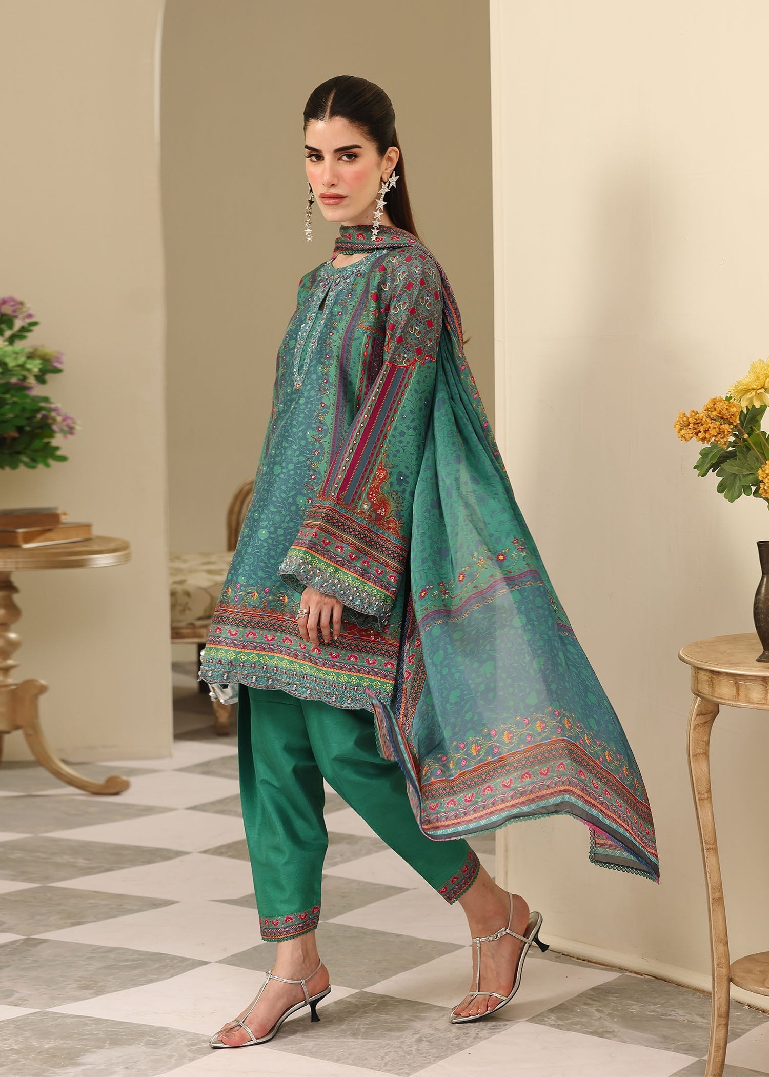 Kanwal Malik | Sorelle Luxe Silk 26 | Jiana