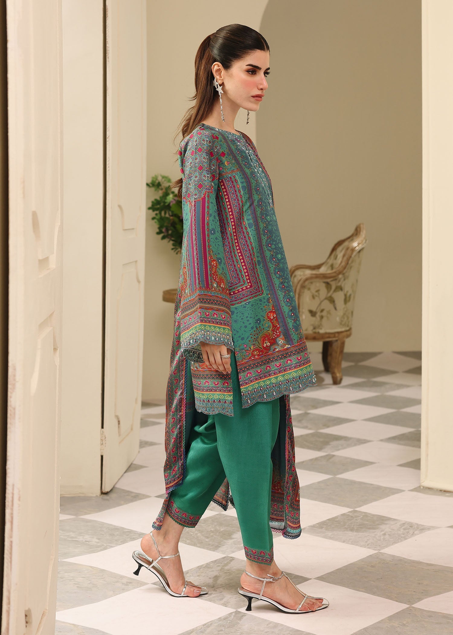 Kanwal Malik | Sorelle Luxe Silk 26 | Jiana