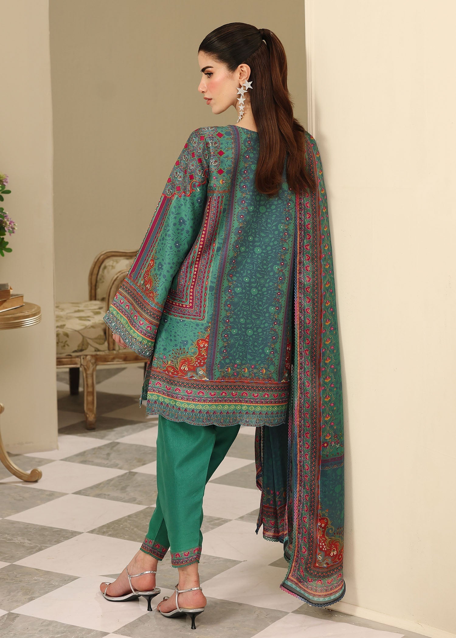 Kanwal Malik | Sorelle Luxe Silk 26 | Jiana