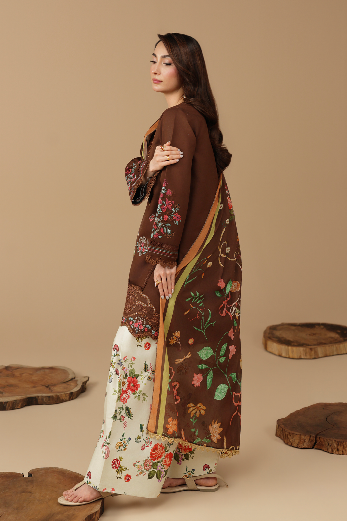 Rajbari | Jahaan Lawn | JAHAAN | 04