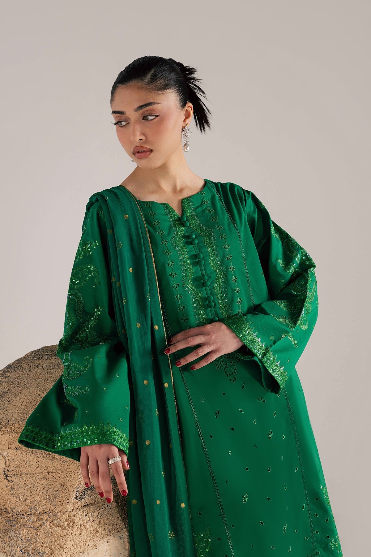 Vanya | Celine Formals |CN-20