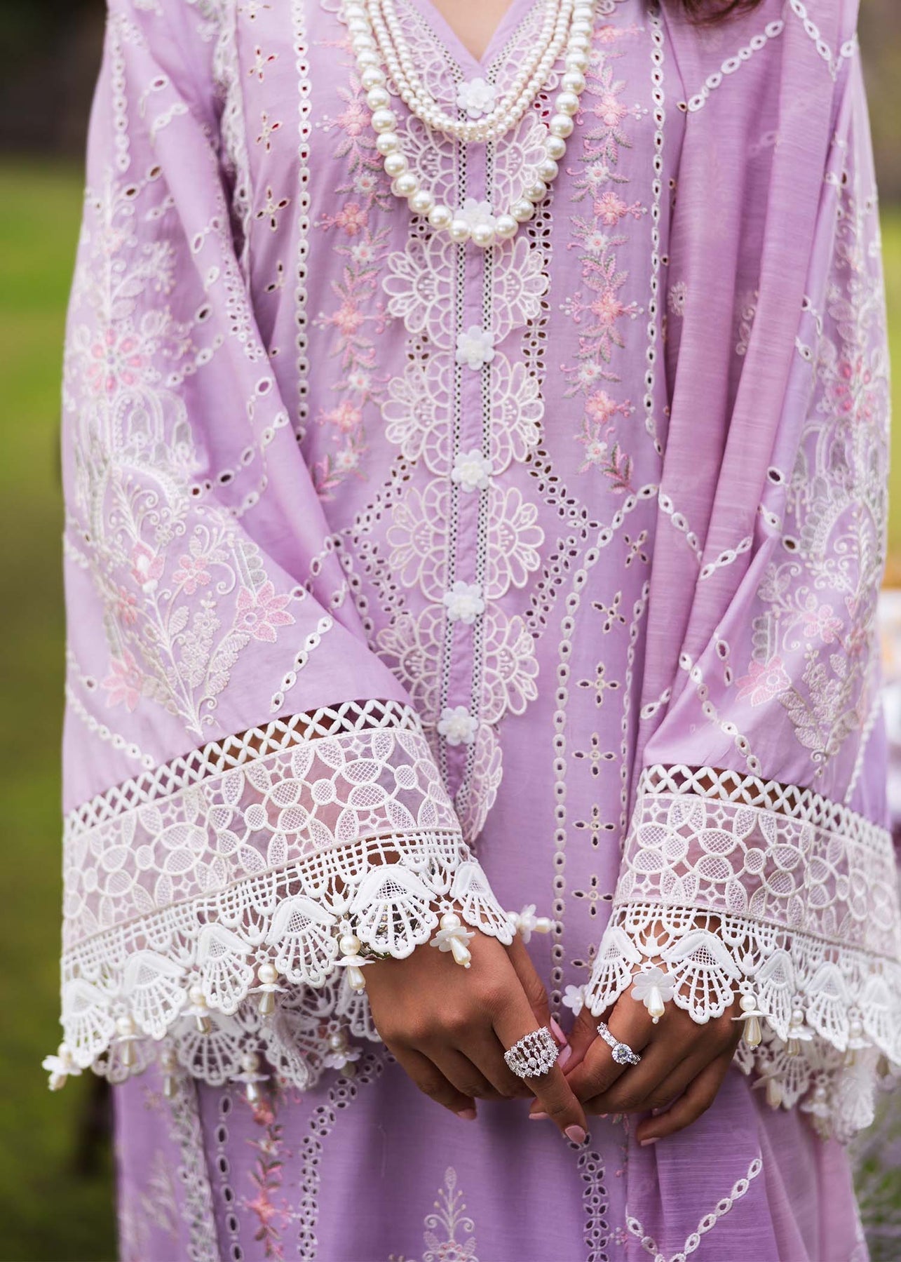Paras by Pasha | Bloom and Beyond | Orchid Bloom