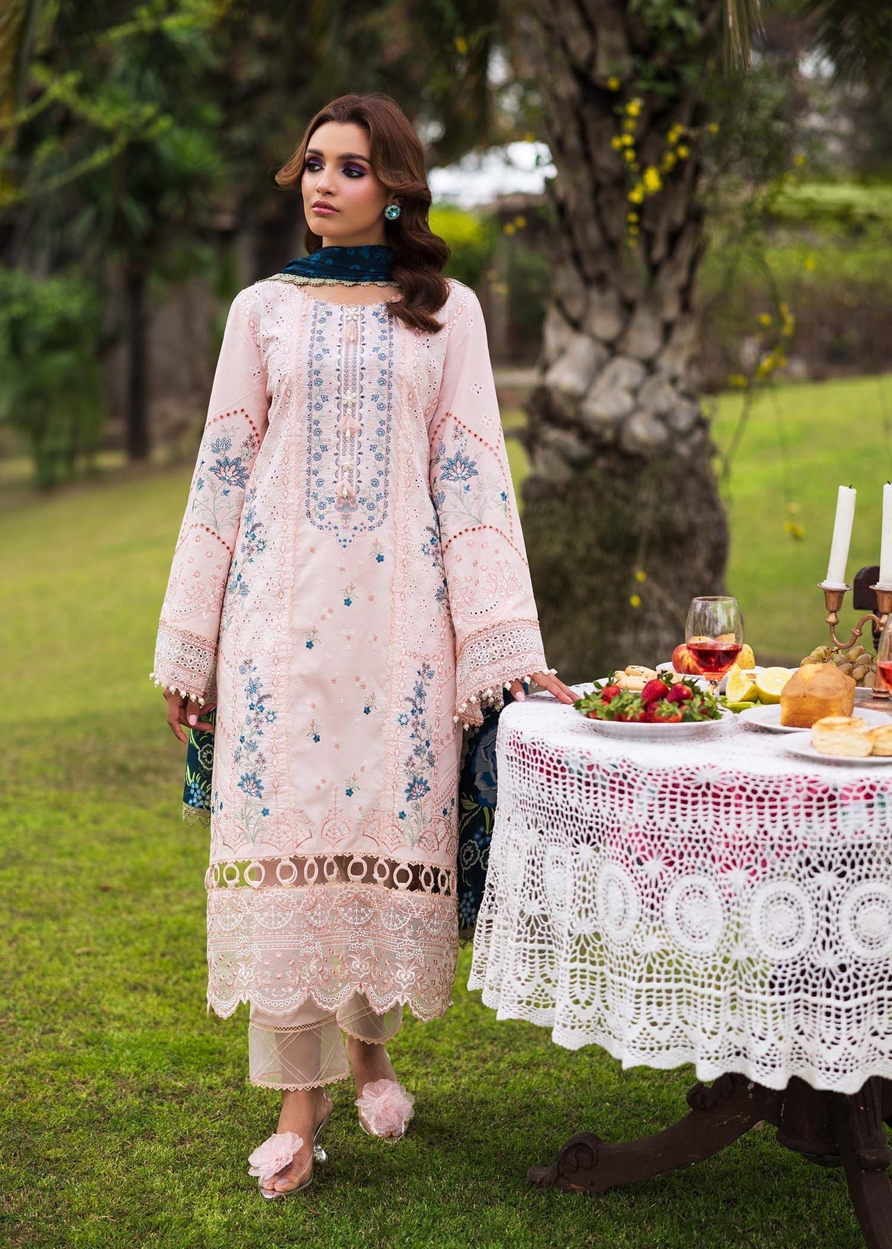 Paras by Pasha | Bloom and Beyond | Coral Bloom