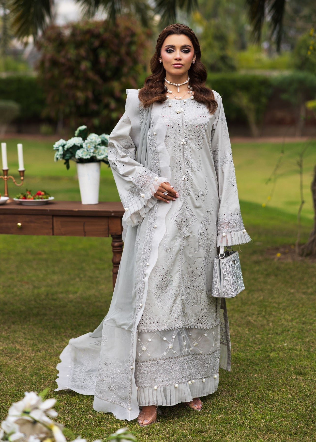 Paras by Pasha | Bloom and Beyond | Ash Bloom